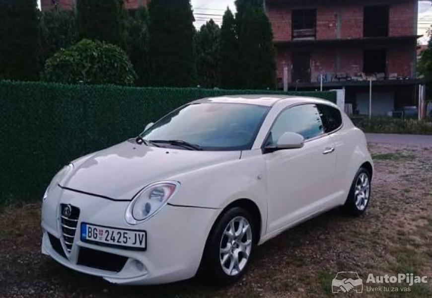 14_benzinplin_2010god_2_polovni_automobili_autopijac.rs
