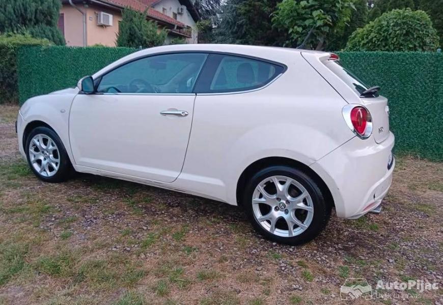 14_benzinplin_2010god_5_polovni_automobili_autopijac.rs