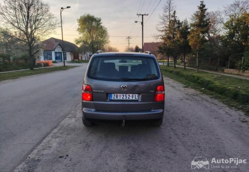 turan_20_tdi_3_polovni_automobili_autopijac.rs