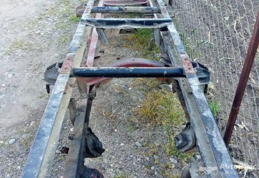 sasija_od_zastavice_6_metra130evra_1_polovni_automobili_autopijac.rs