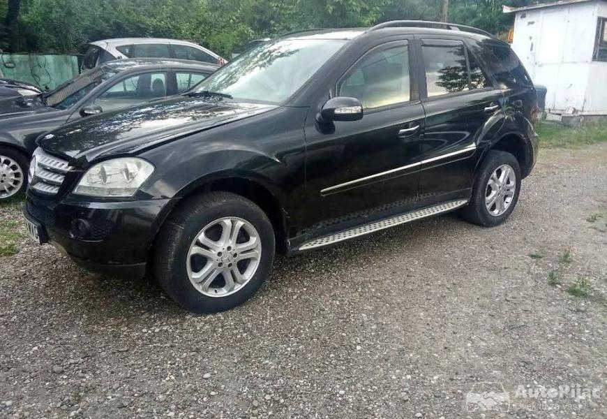 mercedes_ml_280_cdi_30_om642_delovi_1_polovni_automobili_autopijac.rs