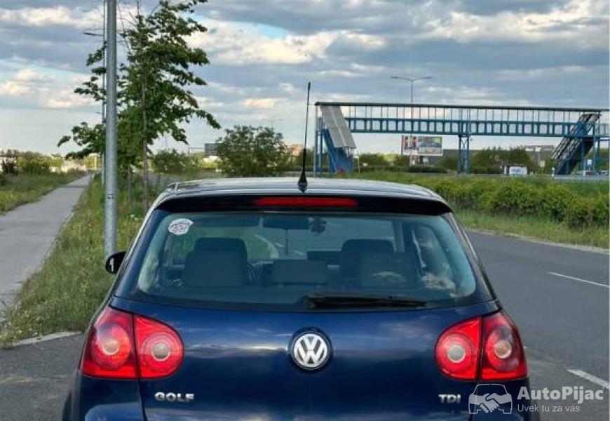 volkswagen_golf_5_19_tdi_nudite_zanimljive_zamene_5_polovni_automobili_autopijac.rs