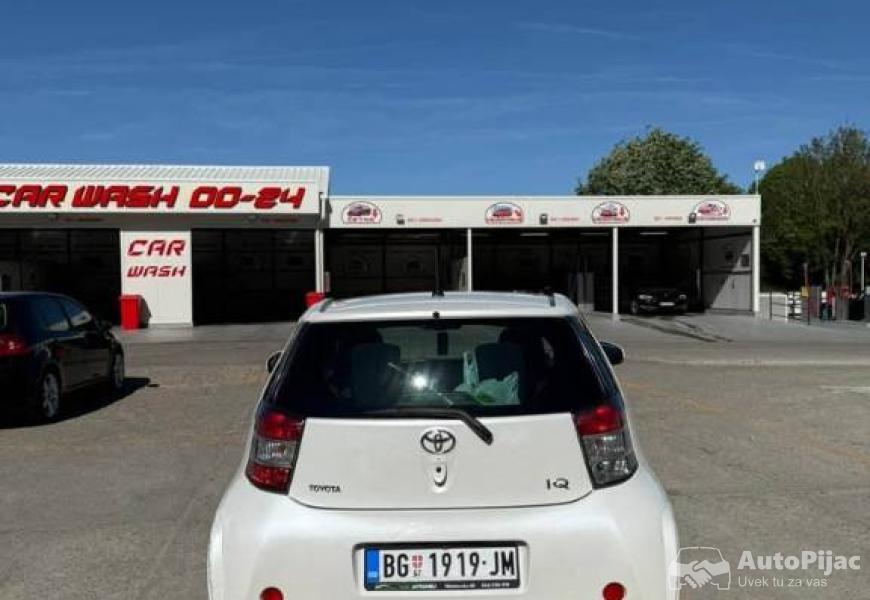 toyotaiq200810automatik3999_3_polovni_automobili_autopijac.rs