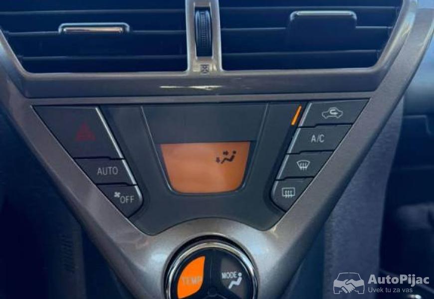 toyotaiq200810automatik3999_8_polovni_automobili_autopijac.rs