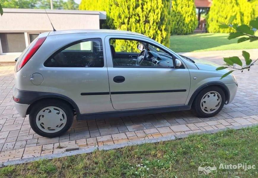 corsa_c_5_polovni_automobili_autopijac.rs