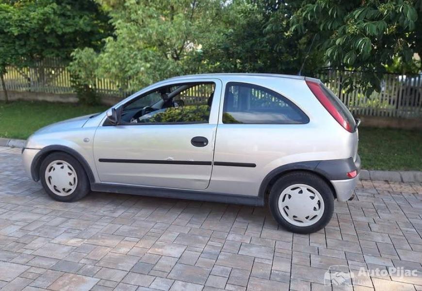 corsa_c_6_polovni_automobili_autopijac.rs