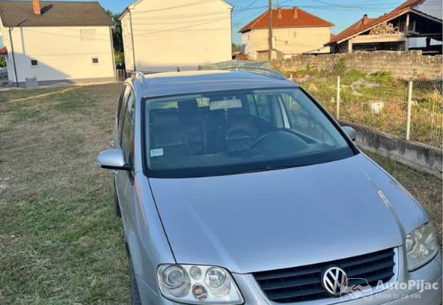 touran_19_77_kw_2004_automatic_dsg_1_polovni_automobili_autopijac.rs
