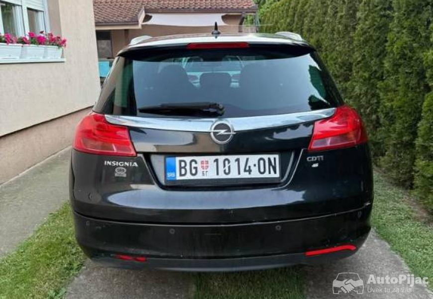 opet_insignia_20_160ks_3_polovni_automobili_autopijac.rs