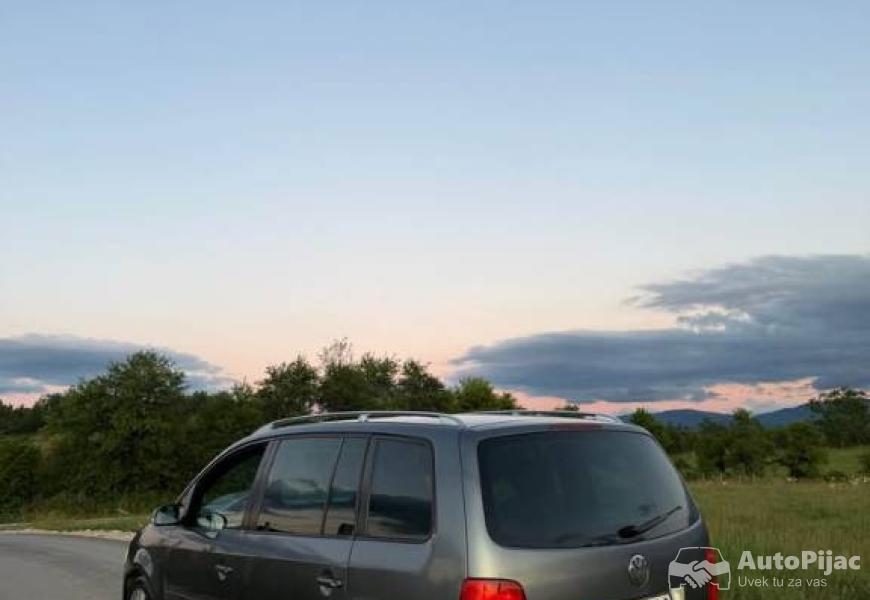 touran_2003_20tdi_5_polovni_automobili_autopijac.rs