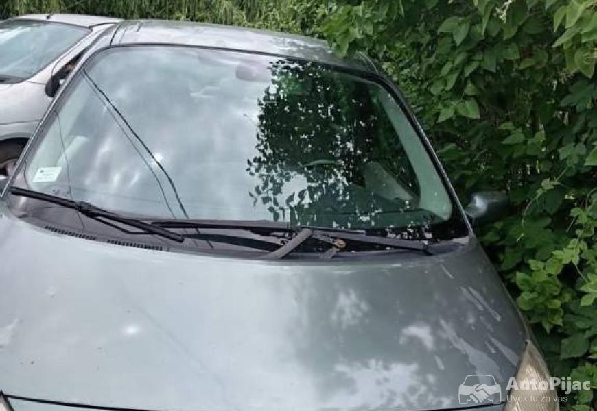 prodajem_reno_senik_1_5_dci_2004_god_3_polovni_automobili_autopijac.rs