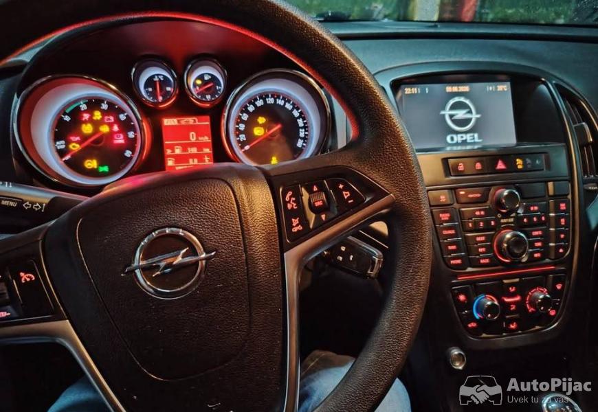 prodajem_opel_astru_j_2012_godiste_17cdti_registro_4_polovni_automobili_autopijac.rs