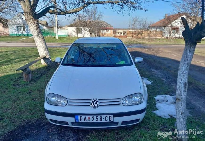 golf_4_14_benzinac_1_polovni_automobili_autopijac.rs