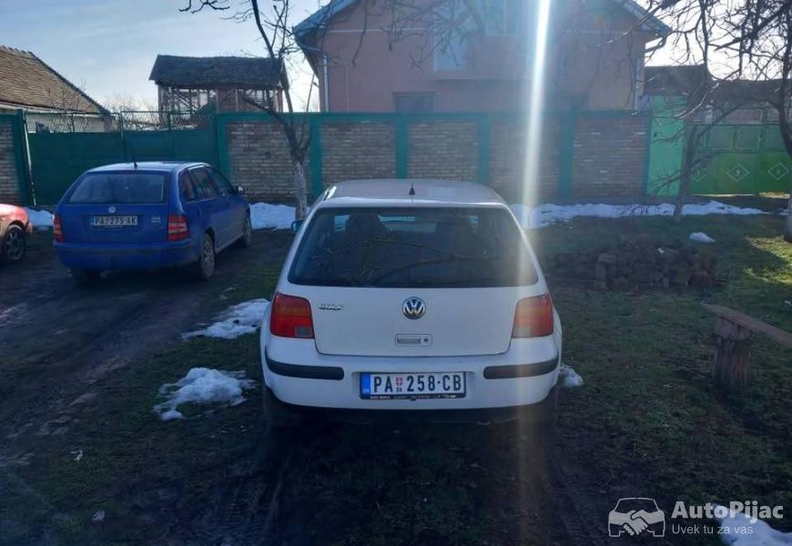 golf_4_14_benzinac_2_polovni_automobili_autopijac.rs
