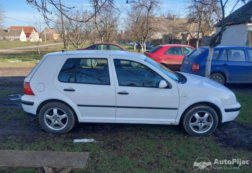 golf_4_14_benzinac_4_polovni_automobili_autopijac.rs