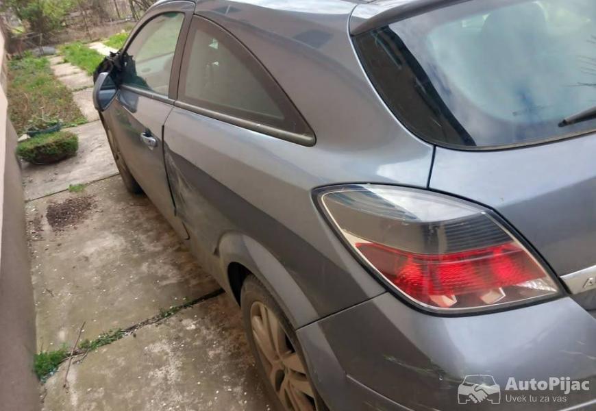 2007_opel_astra_gtc_17_2_polovni_automobili_autopijac.rs