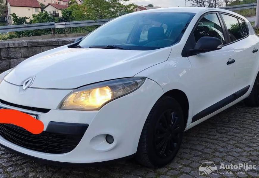 2010_renault_mgane_3_polovni_automobili_autopijac.rs