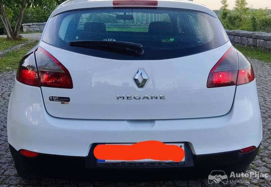 2010_renault_mgane_6_polovni_automobili_autopijac.rs
