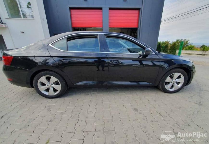 2018_skoda_superb_3_polovni_automobili_autopijac.rs