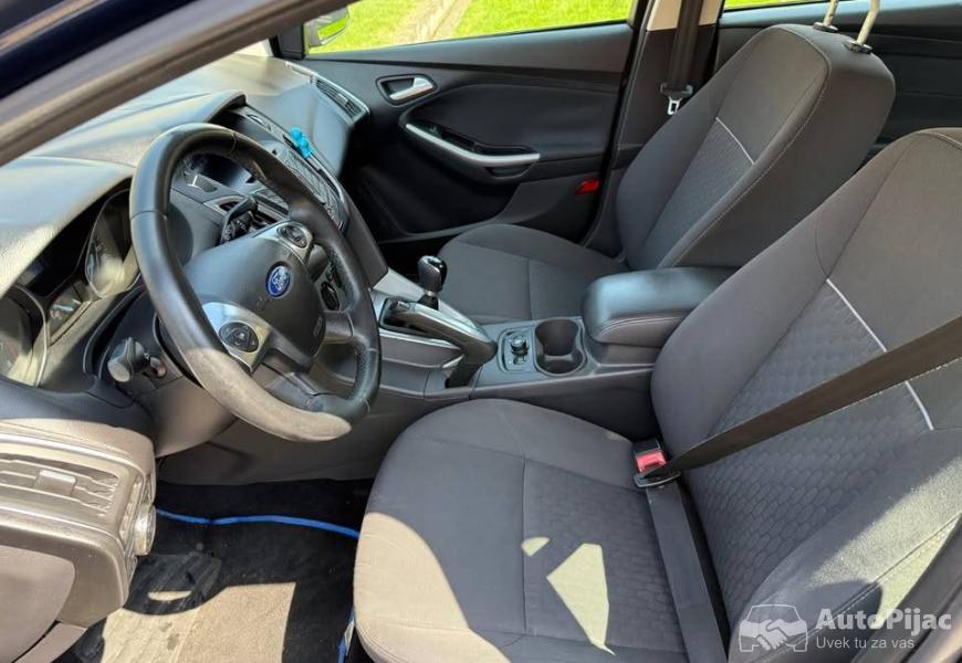 2013_ford_focus_akcija_13_polovni_automobili_autopijac.rs