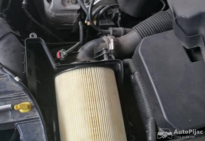 2013_ford_focus_akcija_15_polovni_automobili_autopijac.rs