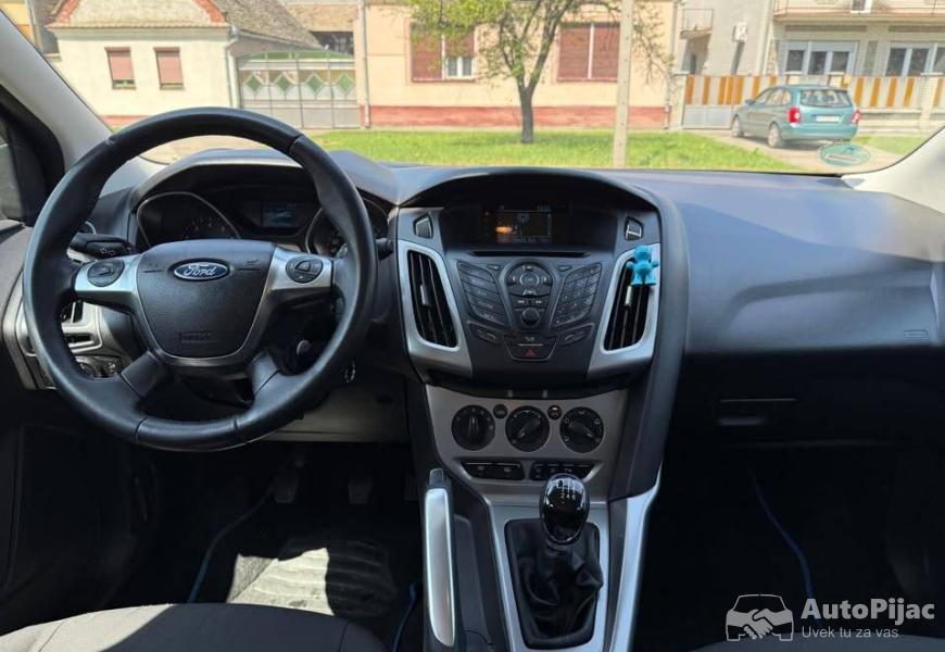 2013_ford_focus_akcija_7_polovni_automobili_autopijac.rs