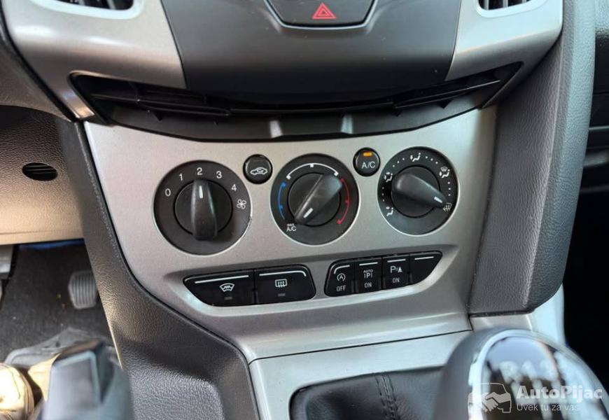 2013_ford_focus_akcija_9_polovni_automobili_autopijac.rs