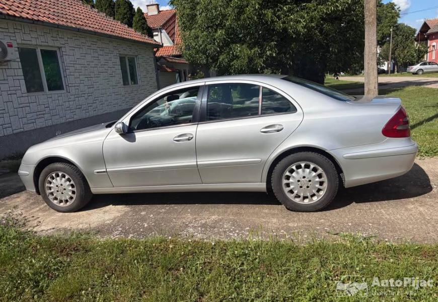 mercedes_e200cdi_2005_god_reg_godinu_dana_5_polovni_automobili_autopijac.rs