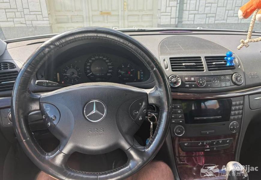 mercedes_e200cdi_2005_god_reg_godinu_dana_9_polovni_automobili_autopijac.rs