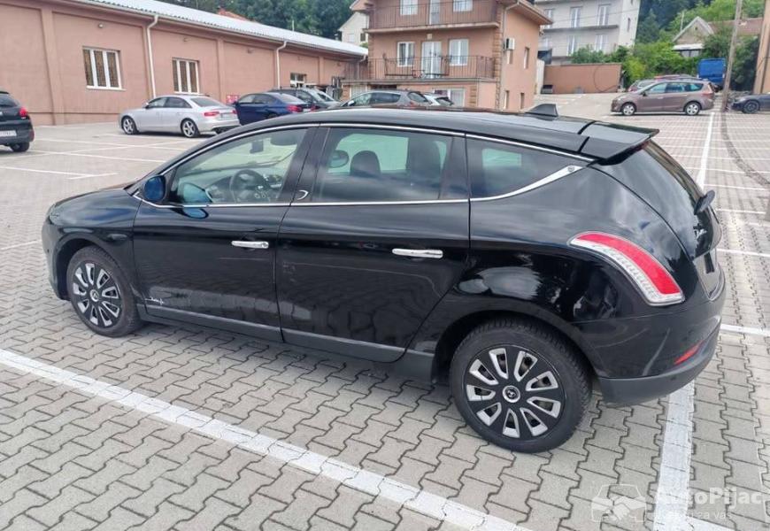 2009_lancia_delta_20_5_polovni_automobili_autopijac.rs