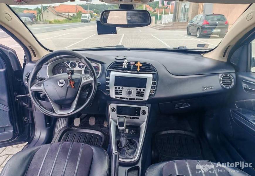 2009_lancia_delta_20_6_polovni_automobili_autopijac.rs