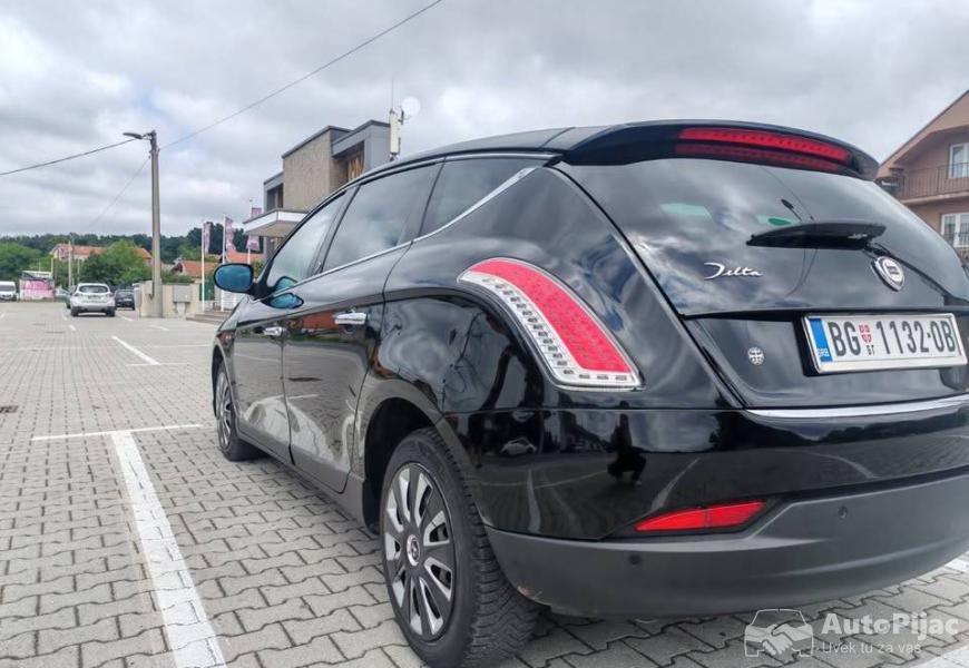 2009_lancia_delta_20_8_polovni_automobili_autopijac.rs