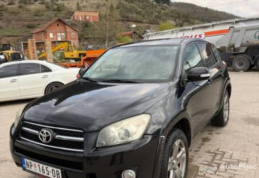 2009_toyota_rav4_4_polovni_automobili_autopijac.rs