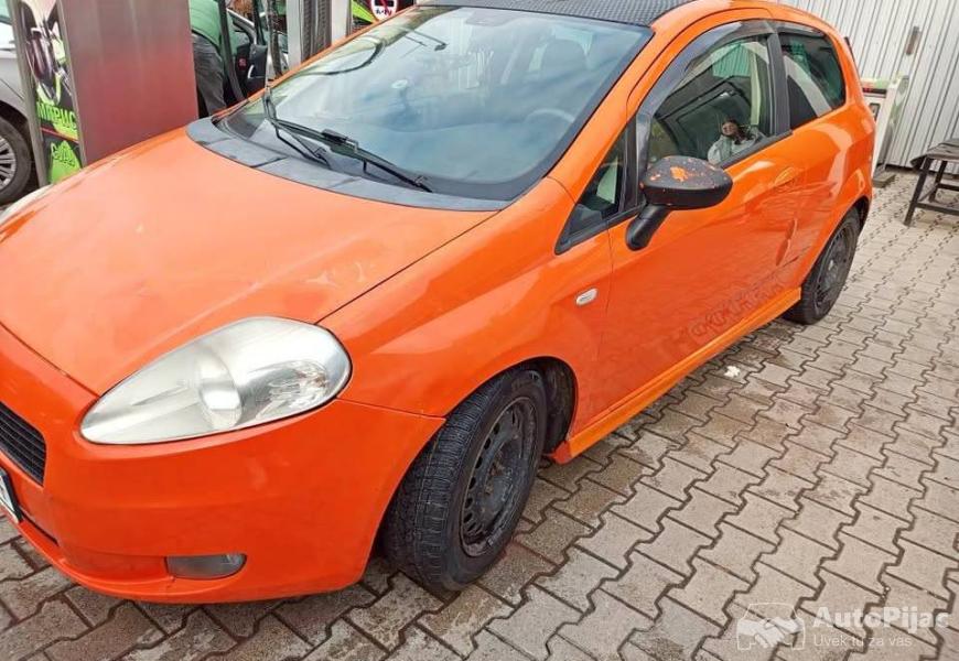 na_prodaju_fiat_grande_punto_giugiaro_2007_god_14_1_polovni_automobili_autopijac.rs