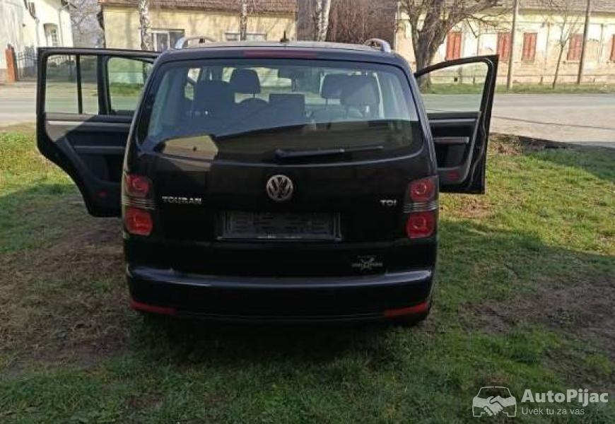 turan_19tdi_6_polovni_automobili_autopijac.rs