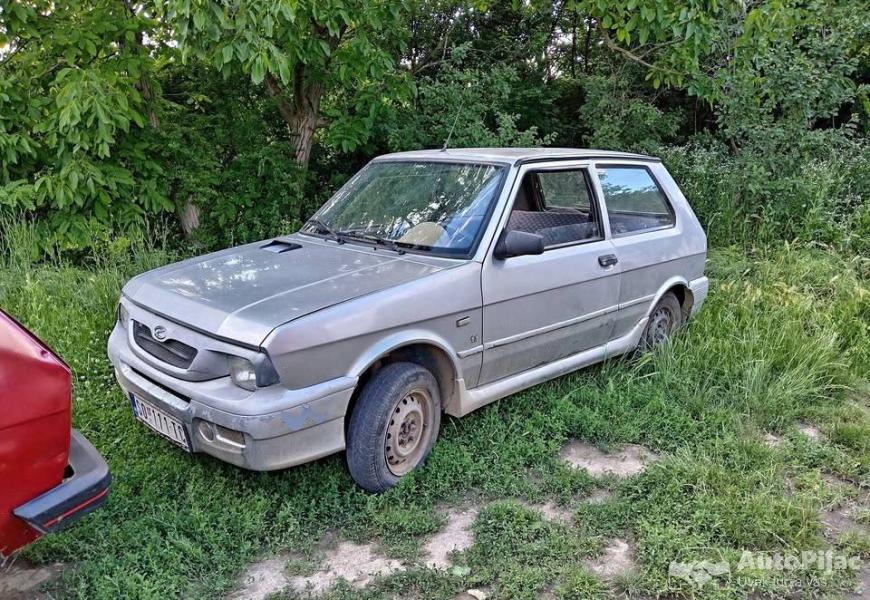 koral_in_2000_delovi_ili_ceo_200e_1_polovni_automobili_autopijac.rs