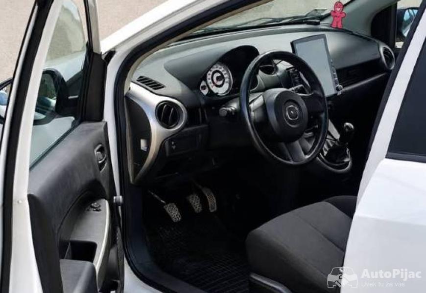 mazda_2_2010g_13_benzin_50kw75ks_salon_stanje_vlas_8_polovni_automobili_autopijac.rs