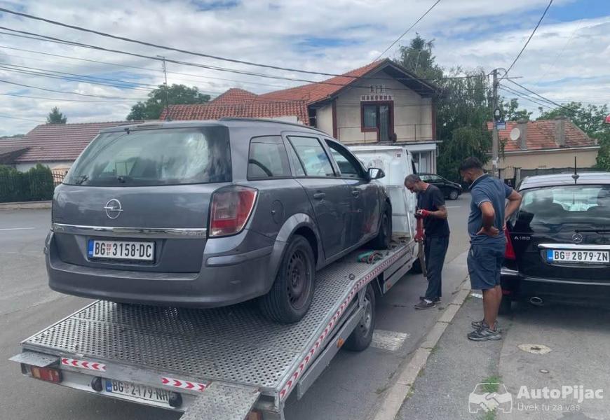 17dizel_2005_godiste_reg_2272026_5_polovni_automobili_autopijac.rs