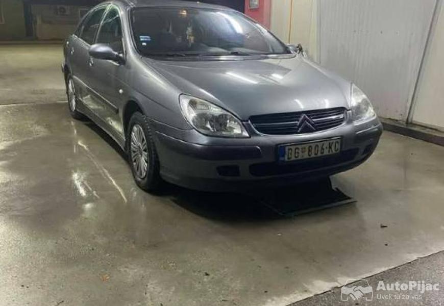 citroen_c5_20_benz_automatik_2002_god_2_polovni_automobili_autopijac.rs