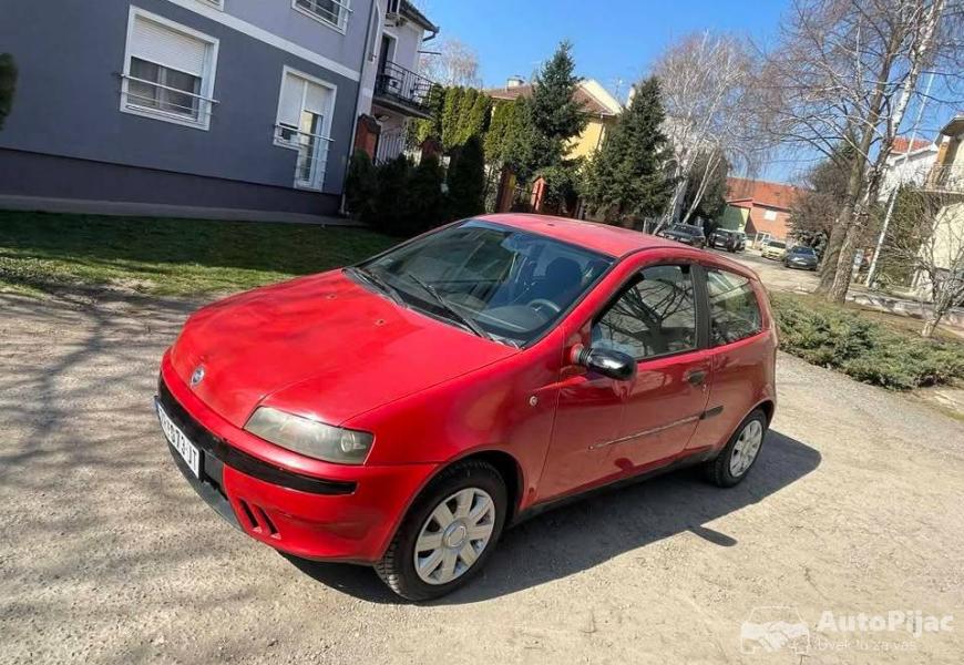 fiat_punto_12_benzin_5_polovni_automobili_autopijac.rs