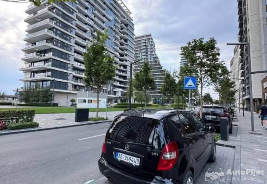 mercedes_a160_20_cdi_2_polovni_automobili_autopijac.rs