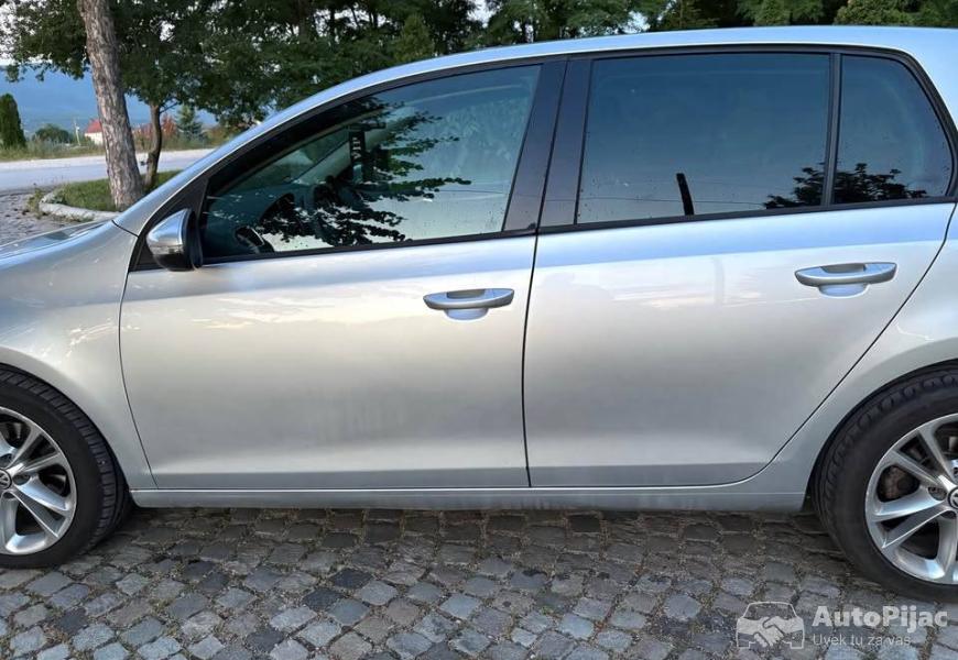 golf_6_16_benzin_plin_5_polovni_automobili_autopijac.rs