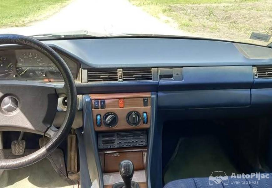 1988_mercedesbenz_w124_300d_12_polovni_automobili_autopijac.rs