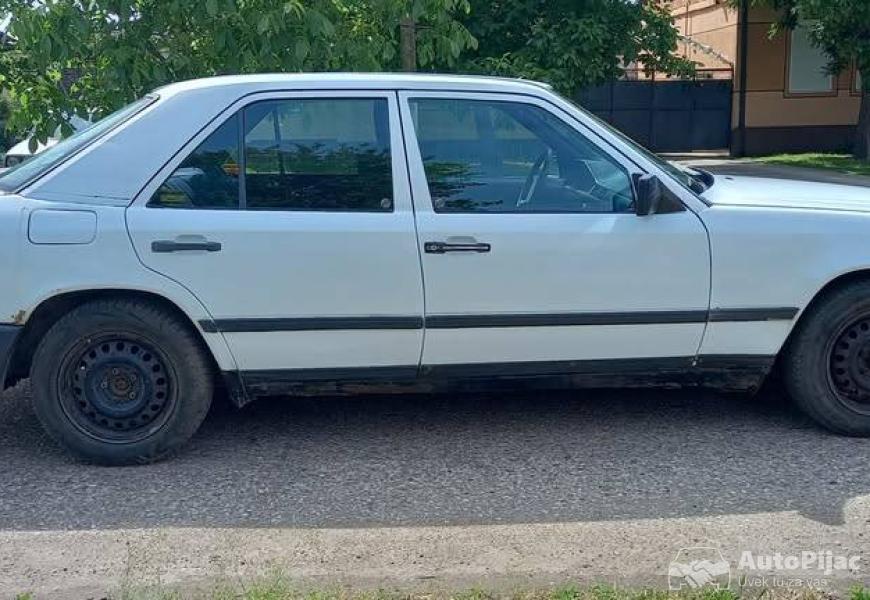 1988_mercedesbenz_w124_300d_6_polovni_automobili_autopijac.rs