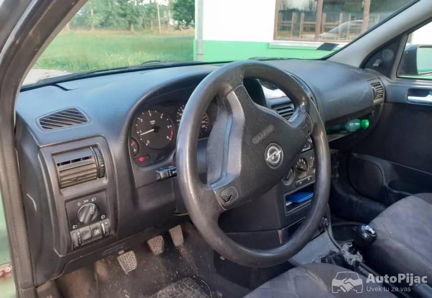 astra_karavan_17_isuzu_dugoo_reggg_8_polovni_automobili_autopijac.rs
