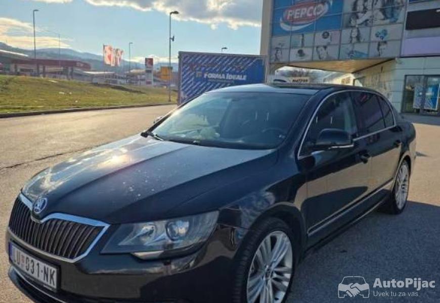 skoda_superb_20_dsg170_ks_4x4_full_oprema_2_polovni_automobili_autopijac.rs