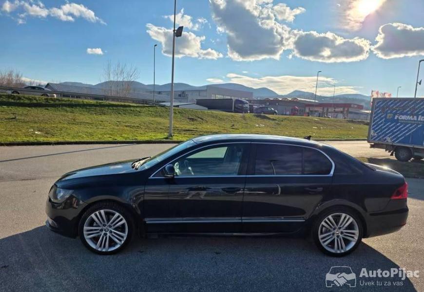 skoda_superb_20_dsg170_ks_4x4_full_oprema_3_polovni_automobili_autopijac.rs