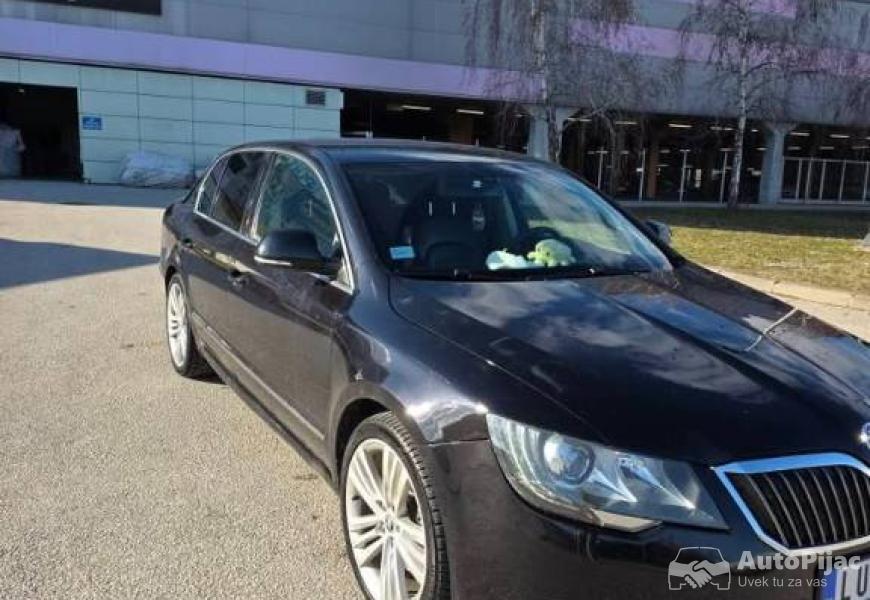 skoda_superb_20_dsg170_ks_4x4_full_oprema_8_polovni_automobili_autopijac.rs
