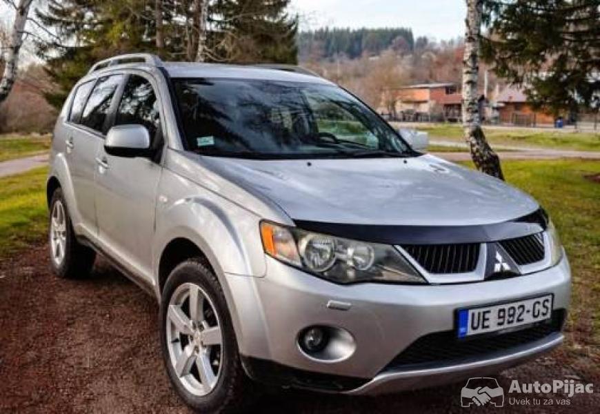 mitsubishi_outlander_10_polovni_automobili_autopijac.rs