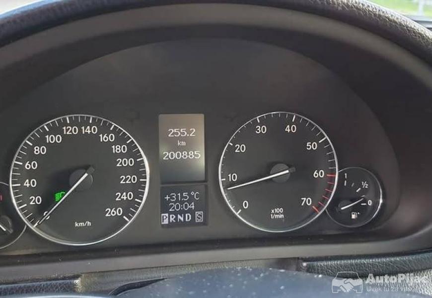 mercedes_c_200_kompresor_avantgarde_10_polovni_automobili_autopijac.rs