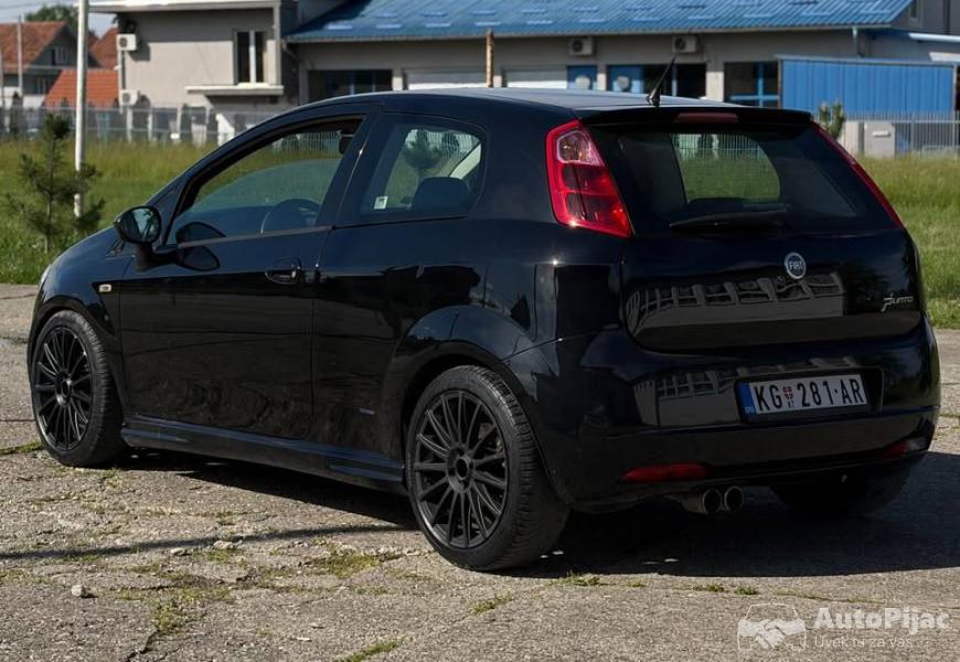 fiat_grande_punto_14_turbo_4_polovni_automobili_autopijac.rs
